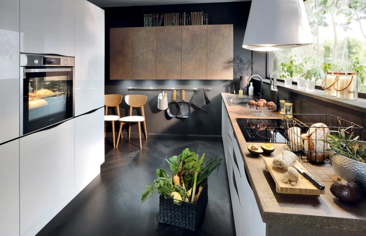 Jak udekorować parapet w kuchni: inspiracje, które zachwycą i urządzają.