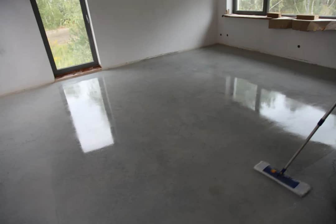 Jaki beton na posadzkę w domu? Wybierz idealny rodzaj